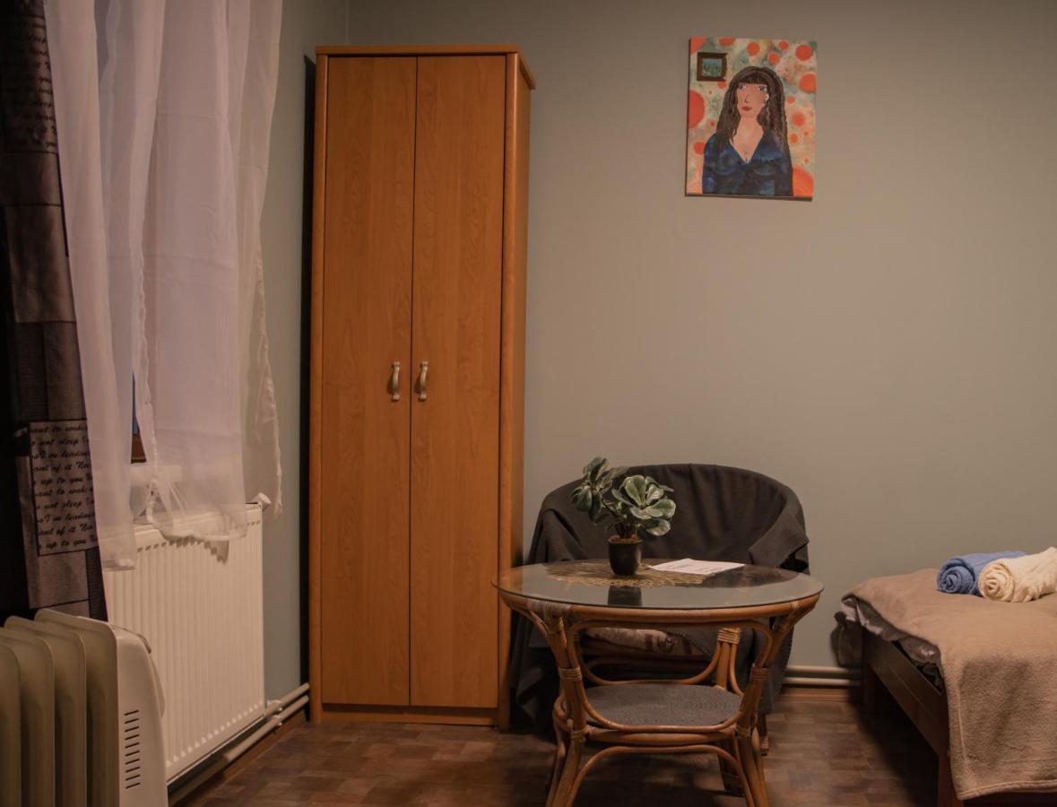 Kurbrauksim Windau Rooms Ventspils Exterior photo